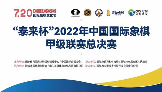 从《1921》中展现的初代共产党人热血奋斗史，到2021年里，50年党龄头发花白的退休老党员、奋战在抗疫第一线的白衣战士党员，以及在教师等各个行业兢兢业业全心全意为人民服务的党员，百年间，正是一代代共产党人坚守信仰、矢志不渝接力奔跑在最前方，才带领着中国人民一步步走到了今天的繁华盛世，在世界的东方创造出一个个伟大的中国奇迹